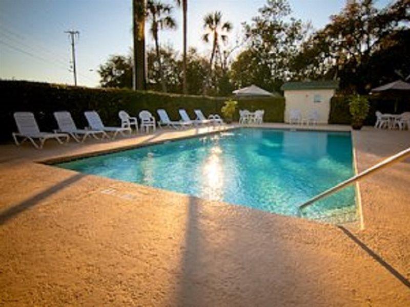 Super 8 By Wyndham Panama City Exteriör bild