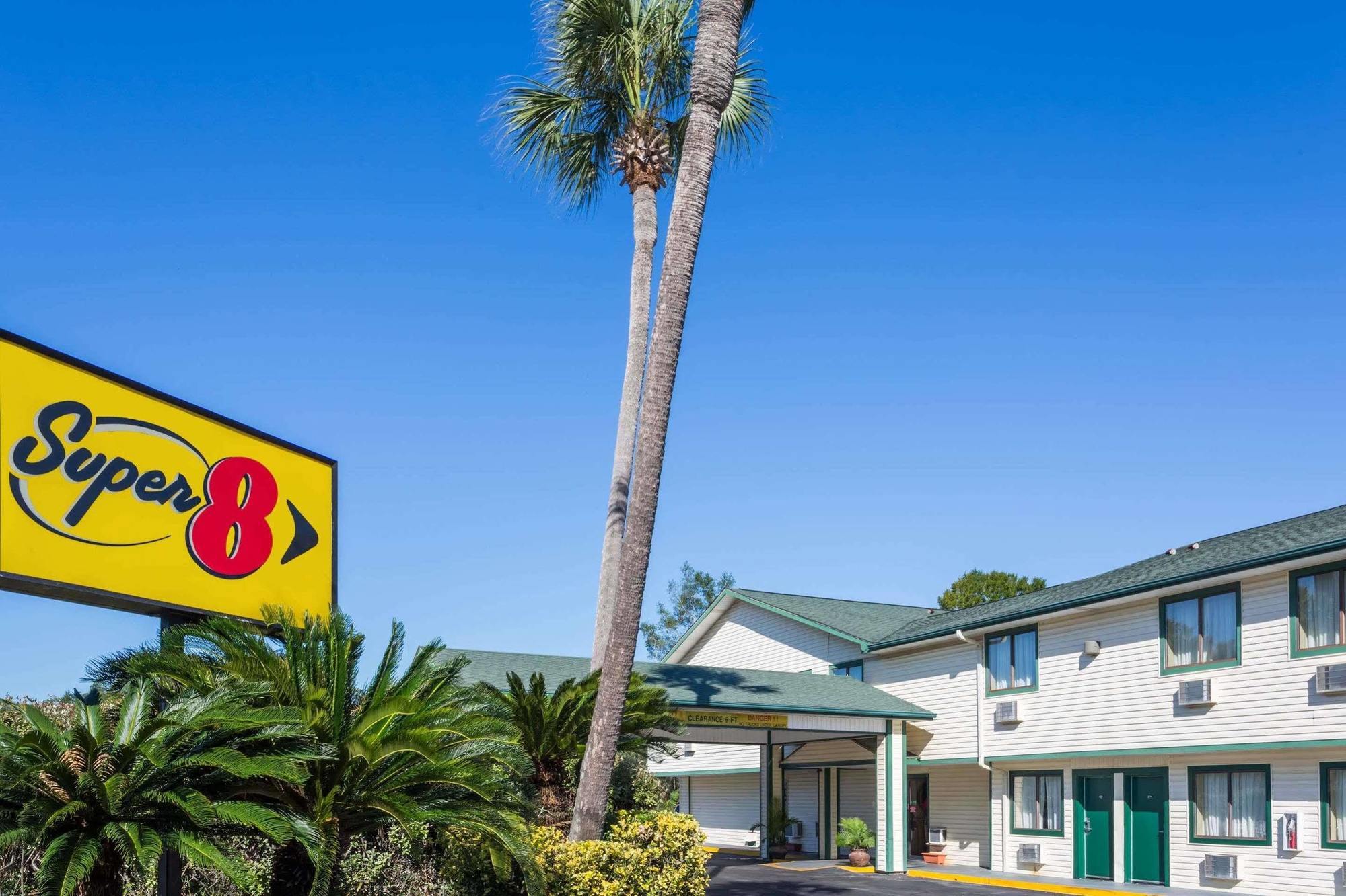 Super 8 By Wyndham Panama City Exteriör bild